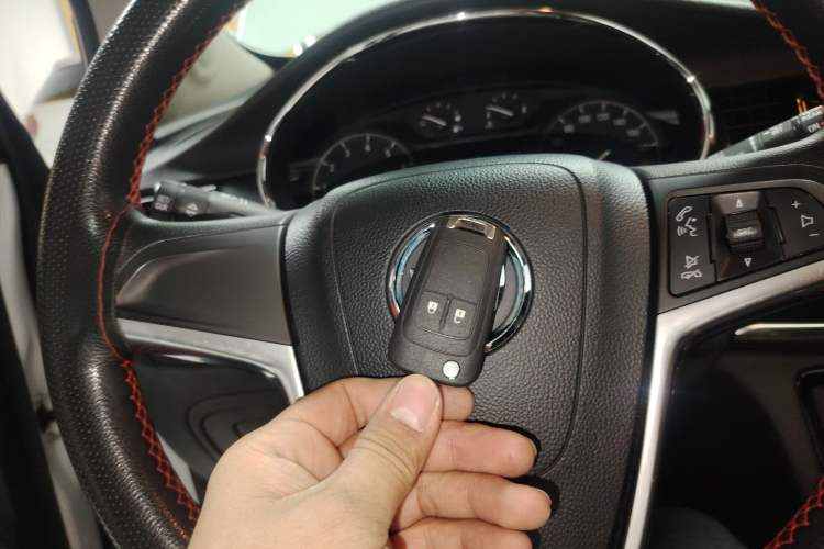 Used Buick Encore 2017 18T Automatic Two-Wheel Drive Urban Leading Model
