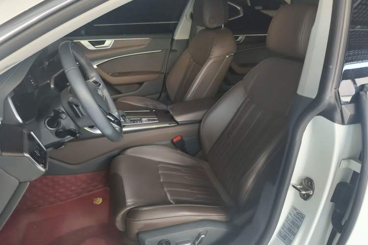 Used Audi A7L 2022 55 TFSI quattro S-line Zhiyuan Crystal Flow Package