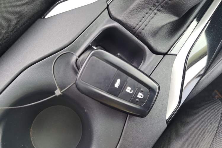 Used Toyota Corolla 2021 Dual-Motor 1.8L E-CVT Elite Edition