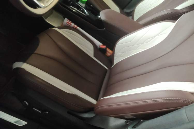 Used Geely Auto Monjaro L 2021 2.0TD DCT EVO Two-Wheel Drive Prestige Version
