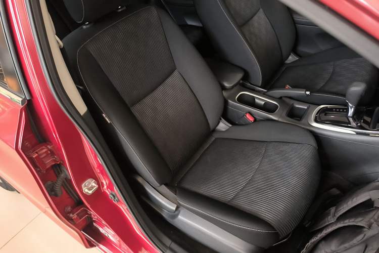 Used Nissan Tiida 2016 1.6L CVT Cool Dynamic Edition
