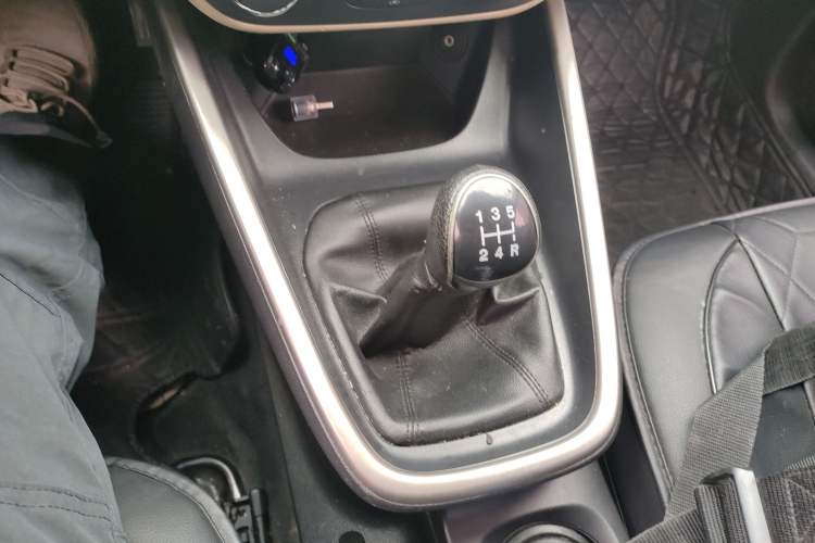 Used Ford Escort 2015 1.5L Manual Comfort Model
