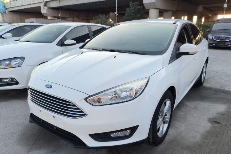 Used Ford Focus 2017 Sedan 1.6L Manual Comfort Plus SmartDrive Edition
