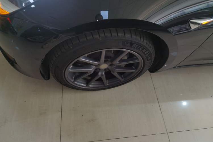 Used Tesla Model 3 2019 Standard Range Rear-Drive Upgraded Version
