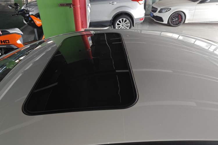 Used Hyundai Elantra 2015 1.6L Automatic Leading Model
