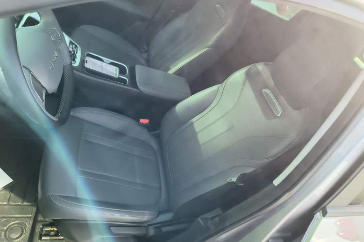 Used  Geome 2025 410 km Free Version
