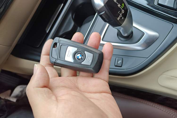 Used BMW 3 Series 2015 320Li Luxury Edition Fashion Model