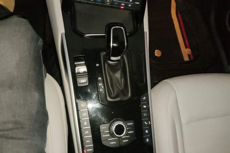 Used Wey VV7 2017 2.0T Flagship Edition