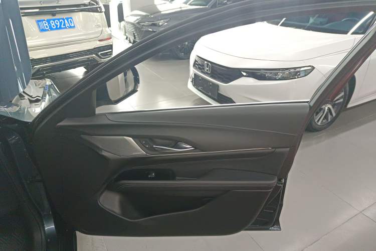 Used Cadillac CT4 2021 28T Luxury Version
