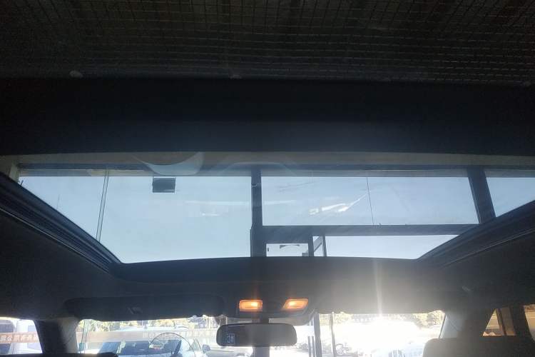 Used Hyundai ix25 2015 1.6L Automatic Two-Wheel Drive Smart GLS Trim
