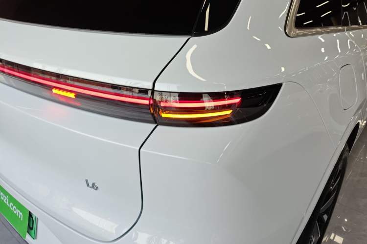 Used Li Auto L6 2025 Pro Smart Refresh Edition
