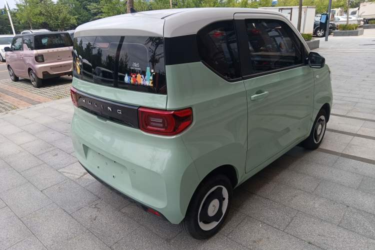 Used Wuling Hongguang MINIEV 2022 Macaron Premium Model – Lithium Iron Phosphate
