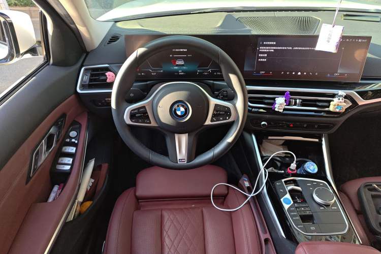 Used BMW i3 2024 eDrive 35 L
