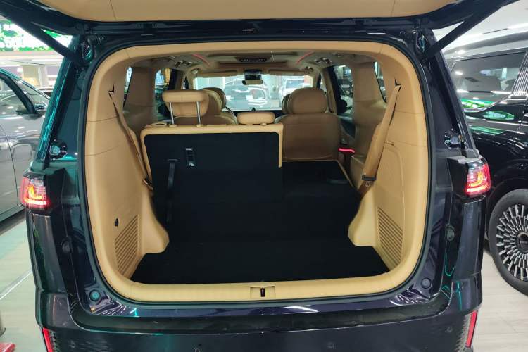 Used VOYAH Dream 2024 EV Long-Range Flagship Edition