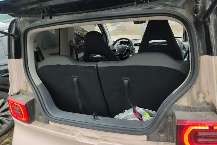 Used Wuling Hongguang MINIEV 2021 Macaron Premium Model – Lithium Iron Phosphate