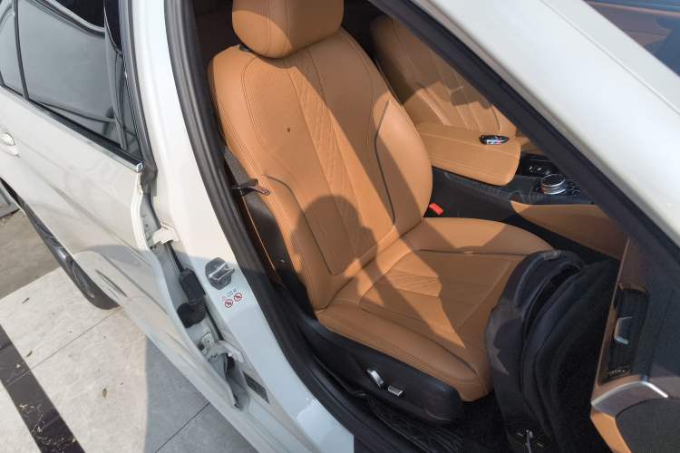 Used BMW 5 Series New Energy 2022 535Le M Sport Package
