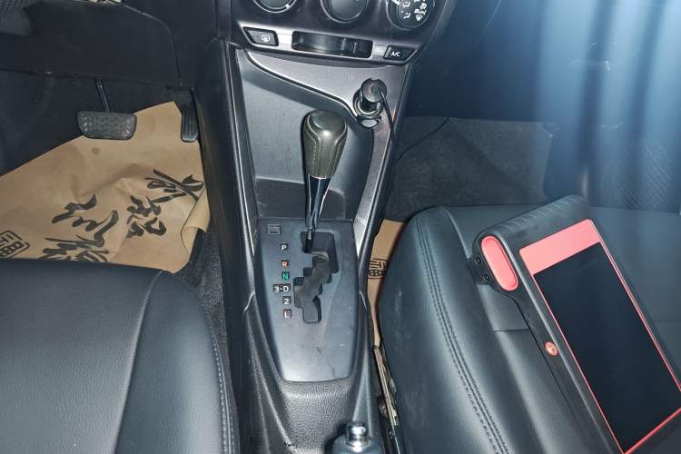 Used Toyota YARiS L 2015 1.5E Automatic Charm Edition