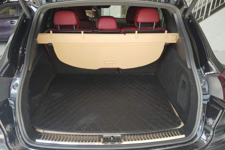 Used Porsche Cayenne 2015 3.6L automatic transmission U.S. specification
