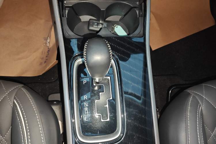 Used Mitsubishi Outlander 2021 2.4L 4x4 Zhi Xiang Edition 7 Seats
