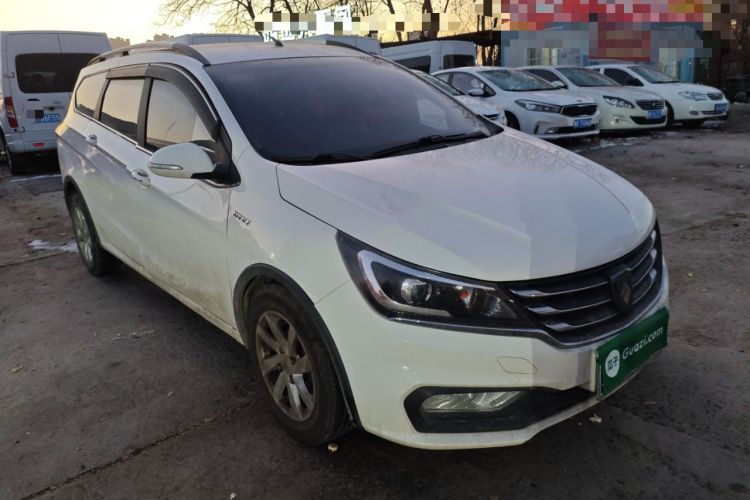 Used Baojun 310W 2017 1.5L Manual Fashion Model China V
