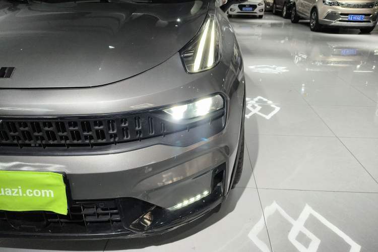 Used Lynk & Co 05 2020 2.0TD Two-Wheel Drive Shine Halo
