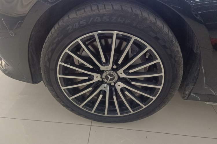 Used Mercedes-Benz E-Class 2019 Restyled E 300 L Sport Luxury Edition
