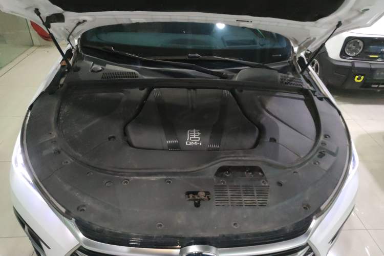 Used BYD Tang New Energy 2023 DM-i Champion Edition 112KM Prestige Model
