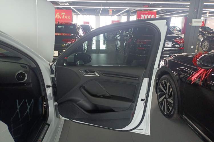 Used Audi A3 2018 30th Anniversary Edition Limousine 35 TFSI Fashion Model