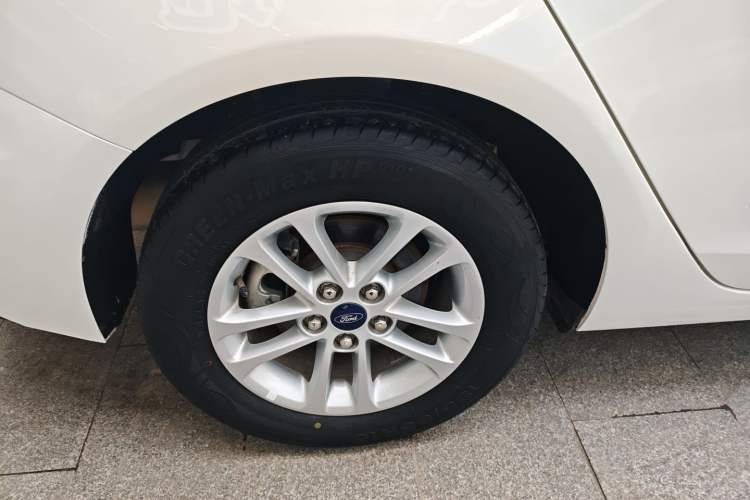 Used Ford Escort 2019 Revised 1.5L Automatic ZhiXiang Version China VI Standard
