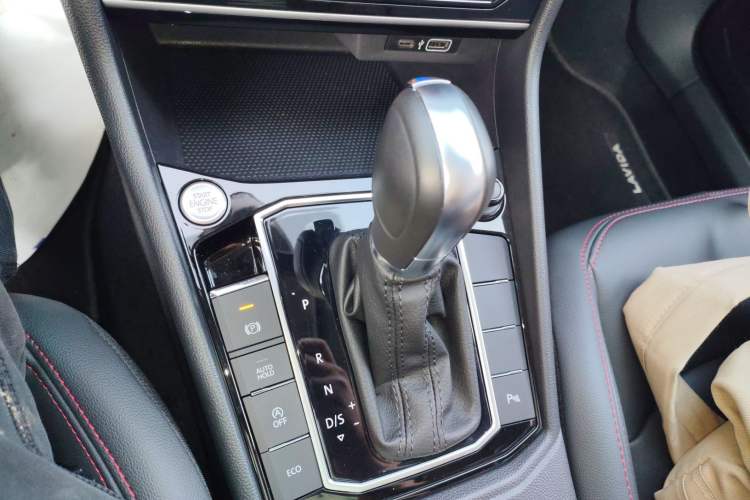 Used Volkswagen Lavida 2024 300TSI DSG Starry Sky Leading Edition
