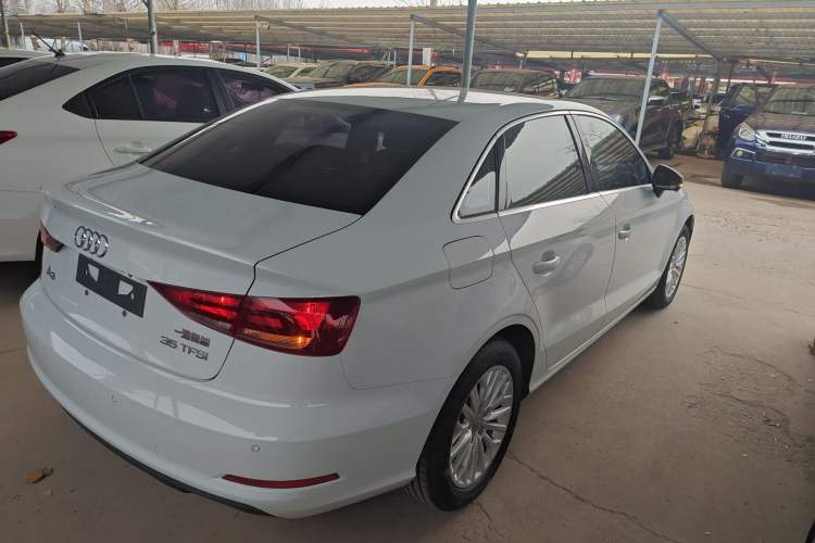 Used Audi A3 2016 Limousine 35 TFSI Ambition Edition
