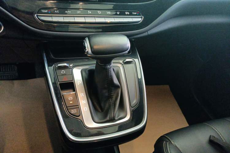 Used GAC Trumpchi M6 2021 270T DCT Luxury Edition (7-seater)
