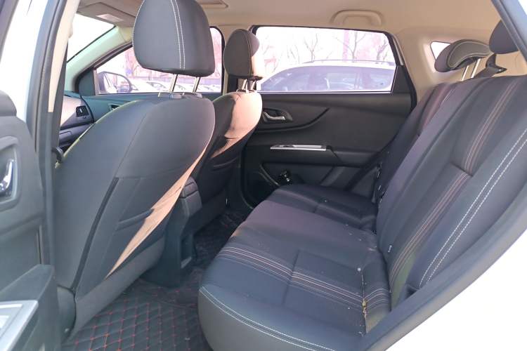 Used Dongfeng Aeolus AX3 2016 1.5L Automatic Zunku Model