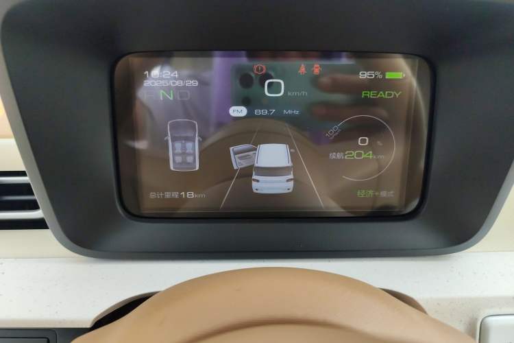 Used Wuling Hongguang MINIEV 2024 3rd Generation 215km Youth Edition
