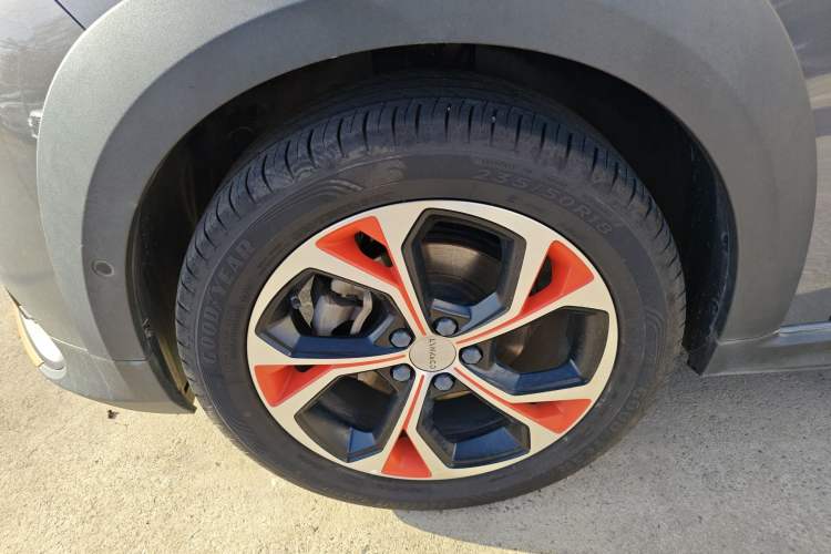 Used Lynk & Co 02 2018 1.5T DCT Two-Wheel Drive Zhaopu Version China V Standard
