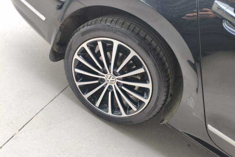 Used Volkswagen Passat 2015 1.8TSI DSG Prestige Edition
