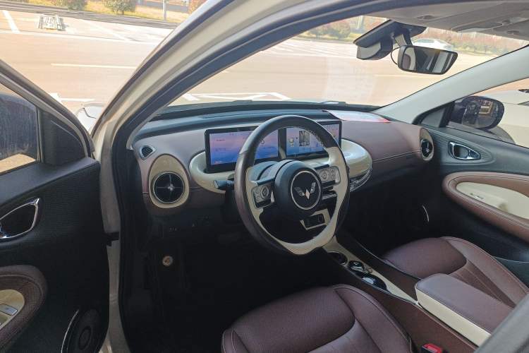 Used Wuling Bingo 2023 410 km Lingxi Deluxe Edition
