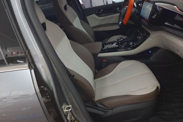 Used BYD Qin PLUS 2024 HONOR Edition DM-i 55KM Leading Model
