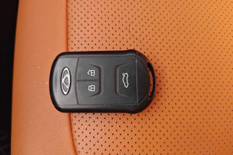 Used Chery Tiggo 7 2016 2.0L CVT Shining Edition
