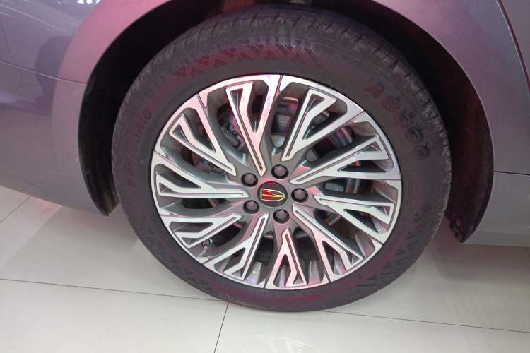 Used Hongqi H5 2023 2.0T Automatic Smart Connect Flagship Edition
