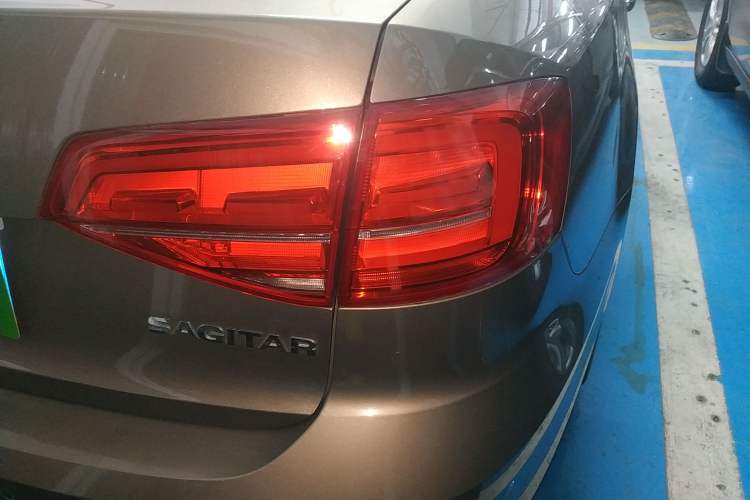 Used Volkswagen Sagitar 2015 1.6L Automatic Comfort Model