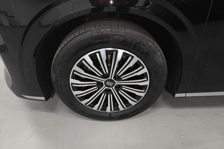 Used BYD Xia 2025 DM-i 1.5T 100km Supreme Edition
