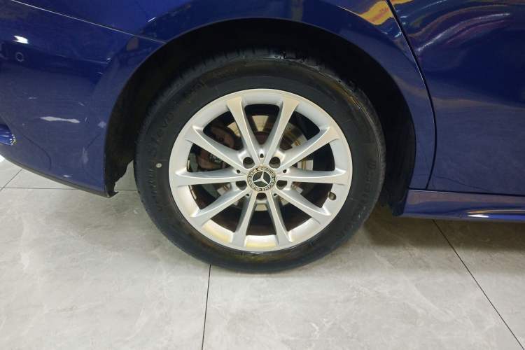 Used Mercedes-Benz A-Class 2021 A 200 L Sport Sedan Fashion Model