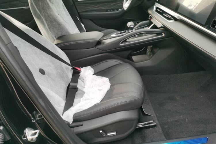 Used Geely Auto Monjaro L 2024 2.0TD DCT EVO Two-Wheel Drive Long-Range Version
