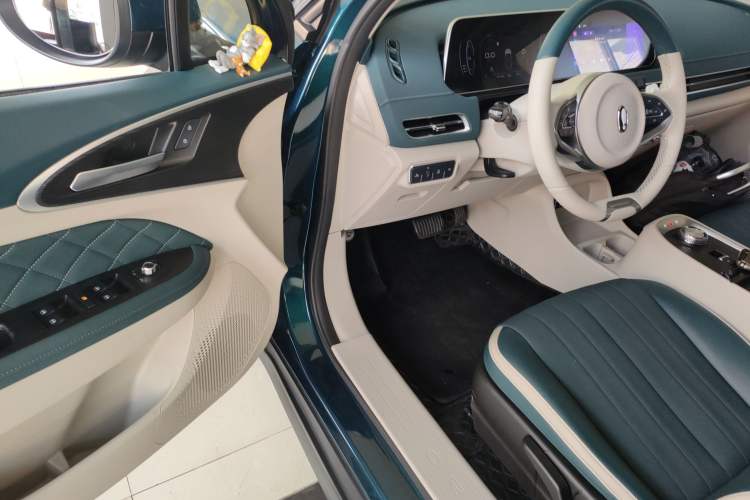 Used ORA Good Cat 2021 400km Standard Range Venus Edition Lithium Iron Phosphate