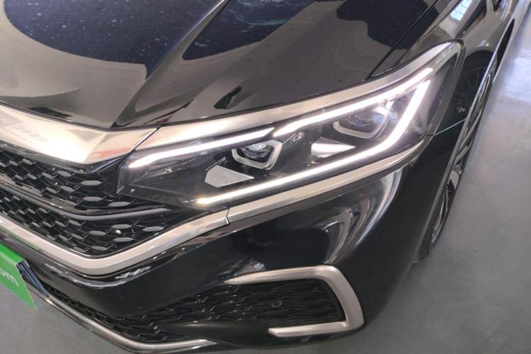 Used Volkswagen Passat 2022 330TSI Starry Luxury Edition
