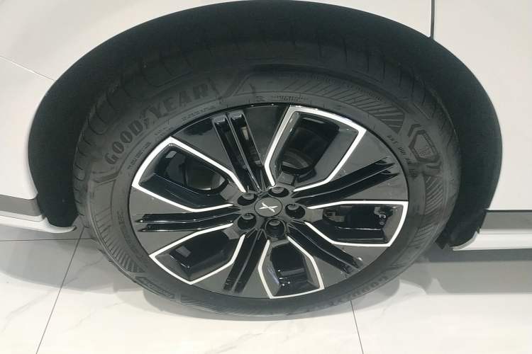 Used XPeng G9 2025 625 Long-Range Max