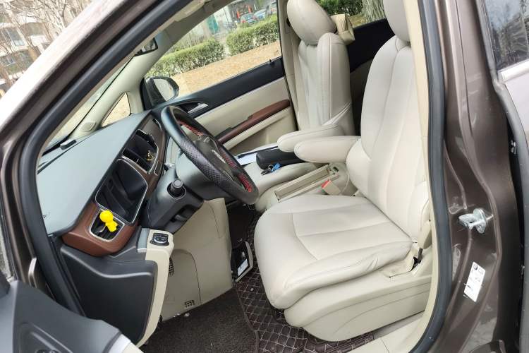 Used Buick GL8 2015 2.4L Luxury Business Premium Edition
