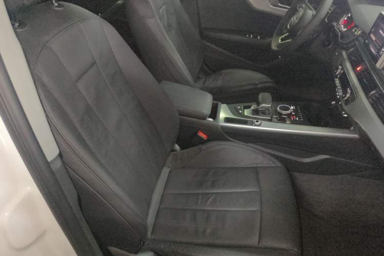 Used Audi A4L 2017 Plus 40 TFSI Fashion Model
