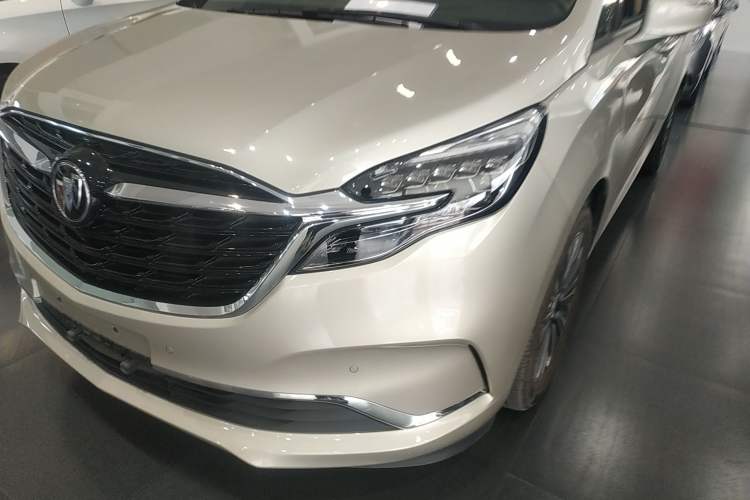 Used Buick GL8 2020 ES Land Cruiser 653T Luxury Model
